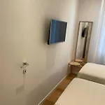 Est * Modena