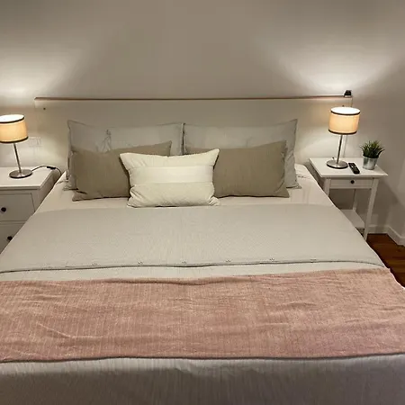Apartament Est
