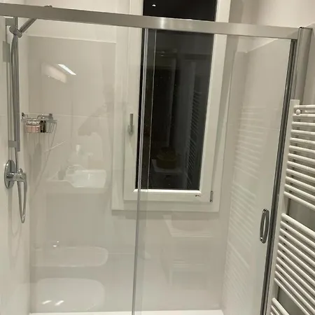 Apartment Est Modena